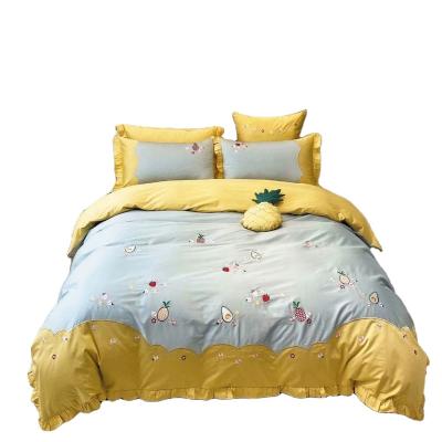 China High Quality Portable 4pcs Soft Bedding Set, 100% Cotton, Patchwork, Embroidered Patterns for sale