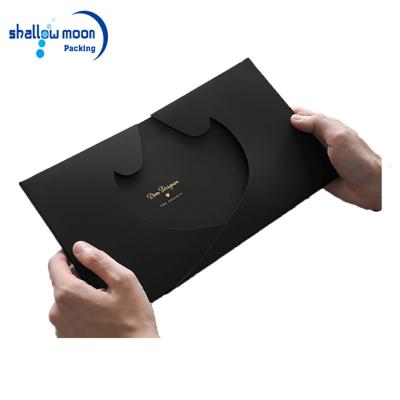 China Luxury Black Wedding Gift Envelope Invitations Card Printing Envelope With Window for sale