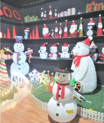 China Inflatable Christamas Decoration 5ft 1.8m LED Light Foldable For Outdoor IP Waterproof Indoor Party Garden Yard Christmas Decor Giant Figure Snowman for sale