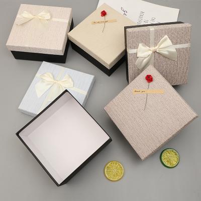 China Custom Recycled Materials Scarf Clothing Gift Box Silk Ribbons Luxury Gift Packaging Jewelry Boxes For Clothes for sale