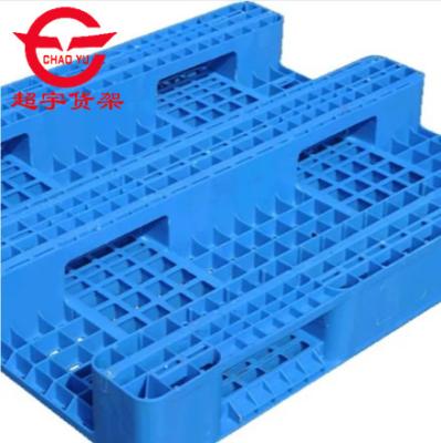 China Cheap Mesh Light Weight 1100 X 1100 Mm Plastic Pallet Single Faced Mesh Plastic Pallets Stackable For Loading for sale