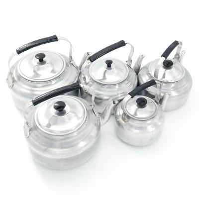 China Metal Aluminum Tea Kettle Camping Kettle Home Use Good Quality Travel Stocked Kettle for sale