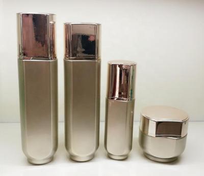 China Personal Care Whole Set Glass Cosmetic Lotion Bottle Bottles Cosmetic Cream Jars With Plastic Cap for sale