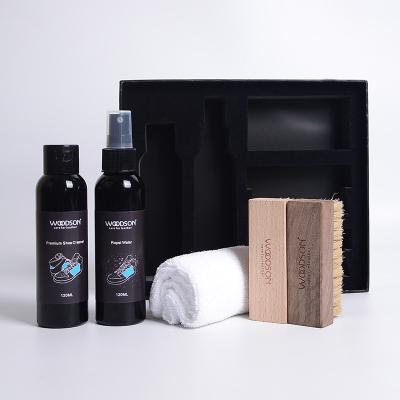 Chine Le décapant imperméable d'espadrille de Sneakerhead pulvérisent les kits liquides pour la chaussure blanche 120ML/4OZ à vendre