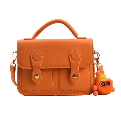 China Lady High Quality Fashion Small Messenger Handbags Luxury Design Ladies Girls Solid Leather Cute Girls Shoulder Purses for sale