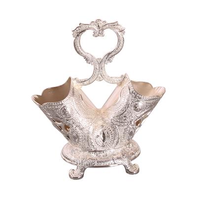 China Zinc Alloy Cover Fruit Basket Wedding Decoration Table Use Kitchen Serving Tray Chopsticks Fork Knife Spoon Holder Barrel for sale