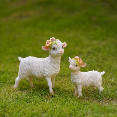 China Outdoor Europe Garden Lamb Resin The Goat Standing Statue for sale