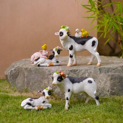 China Europe Cute Cartoon Cow Animal Gardens Ornaments Micro Resin Miniature Figure Landscape Art Cow Home Furnishing for sale