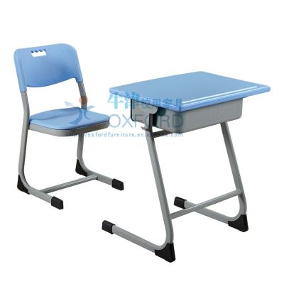 China Sustainable& comfortable school furniture student desk and simple chair classroom furniture for sale