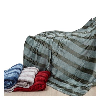 China Wholesale PORTABLE Super Soft Large Size Office Lunch Break Stripe Flannel Cation Blanket Large for sale