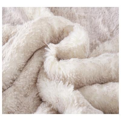 China Anti-Static Cost-Effective Luxury Double Layer Rabbit Fur Blanket for sale