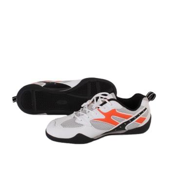 China Protective Athletic Shoes OEM Sport Foil Fencing Shoes For Adults for sale