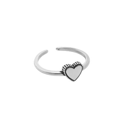 China Hot Selling Eco-friendly Ring Fashion Elegant Ring Open Heart Shape Jewelry Unisex Vintage Adjustable Ring for sale