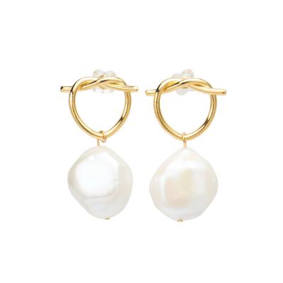 China 2021 Hot Sale Long Pearl Drop Earring Eco - Friendly With Factory Price for sale