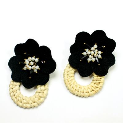 China Eco-friendly Hot Sale Flower Fashion Cashmere Circular Rattan Beaded Earrings for sale