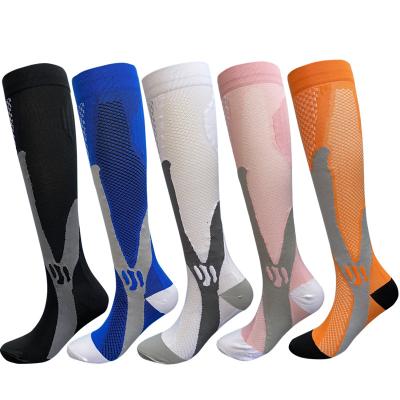 China Outdoor Sports Compression Support Hosiery Men's and Women's Professional Breathable Fitness Socks for sale