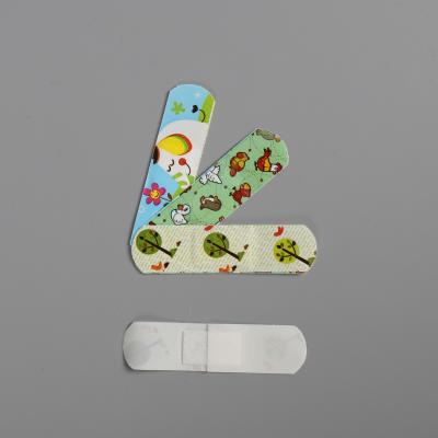 China Cartoon PE Bandage Child First Aid Breathable Waterproof Plastic Plaster for sale