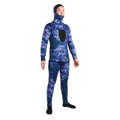 China 2021 new unisex camouflage neoprene wetsuit freediving spearfishing diving suit customized for sale