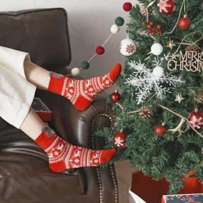 China 2021 Christmas Gift Fashion Christmas Stocking Cute Medium Stocking Lady Cotton Stocking Tube Cartoon Stockings Christmas Gift for sale