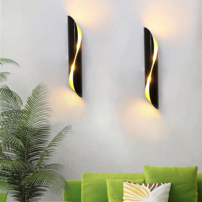 China Simplicity Nordic Modern Indoor Attic Stairs Lighting Fixture Bedroom Bedside Living Room Wall Sconce Hallway LED Wall Lamp for sale