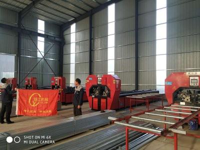 China Máquina de perforación solar de precisión construida para una operación segura en venta