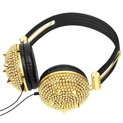 China URIZONS Comfortable Wearing For iPhone iPod Earphone Gaming PC Computer Bling Spike Studded Earbuds for sale