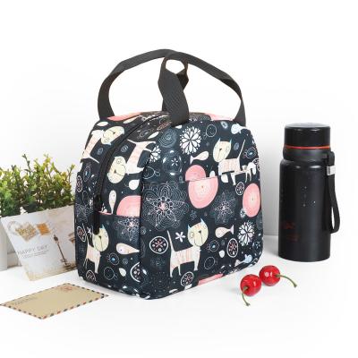 China Waterproof eco friendly waterproof portable food delivery  insulated thermal lunch tote bag with custom logo reusable for sale