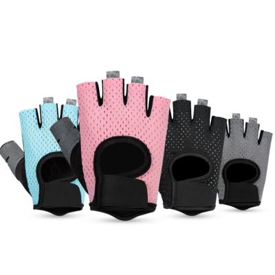 China Unisex Factory Custom Design Bodybuilding Ventilated Workout Fitness Gloves For Men And Women for sale