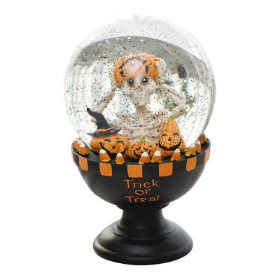 China 2022 Halloween Decoration Halloween Ornament Pumpkin Light Water Globe Ball Home Or Gift For Home Decoration for sale