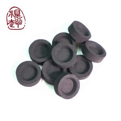 China Black Smokeless Wholesale Round Charcoal Making Coconut Briquette Eco-friendly BBQ Charcoal for sale