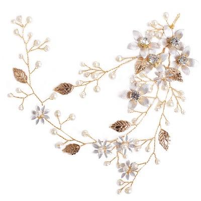 China Fashionable Butterfly Headpiece Bridal White Hair Clip Wedding Accessories for sale