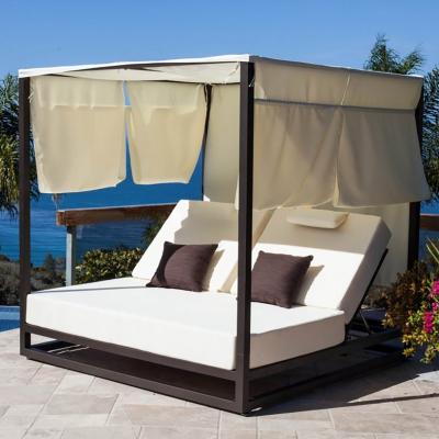 China Modern Double King Bed Outdoor Hotel Furniture Couples Recliner Beach Chair Lounge Aluminum All Weather Double Bed With Tent for sale