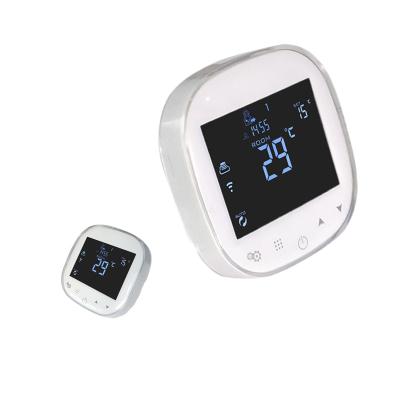 China Modern Electronic 6+1 Day Programmable Thermostat For Room Floor Heating for sale