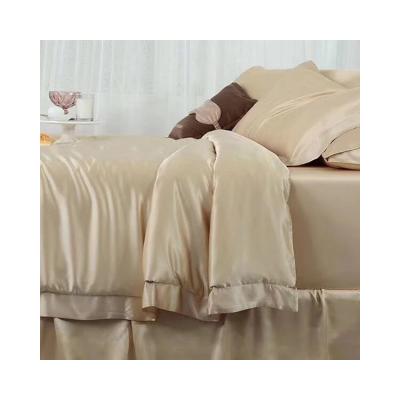 China Nondisposable Latest Version 100% Silk Pillowcase Bedding Set Four-Piece Suit for sale