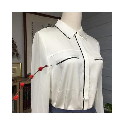 China Anti-Wrinkle Good Quality Silk Casual Button Down Women Shirt With Silk Long Sleeve for sale