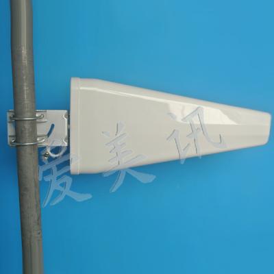 China DAS Log Periodic Yagi LPDA Antenna 4g Outdoor 806-960/1710-2500MHz 10/11dBi for sale