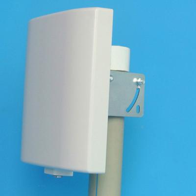 China Directional Patch Panel Antenna , 2.4g WiFi Vertical Polarization Panel Antenna for sale