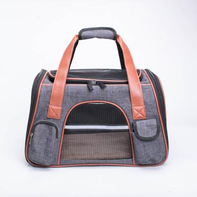 China Sustainable Airline Approved Portable And Breathable Leather Handheld Pet Bag for sale