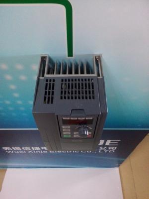 China 2200W de veranderlijke Frequentie drijft Veranderlijke PLC van de Torsiecontrole Te koop