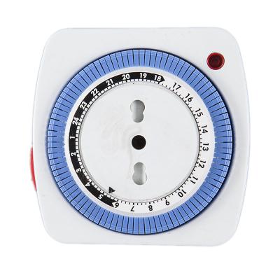 China Multifunctional TI-28A Italy 24 Hours Outlet Programmable Manual Mechanical Switches Socket Timer for Home Appliance 230V/16A for sale