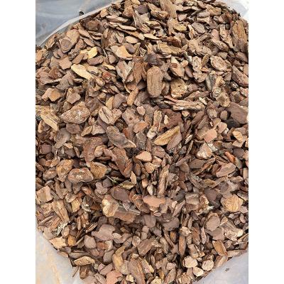 China Natural Garden Decotation Plants Support Maintain Moisture Mulch Pine Bark Garden Soil for sale