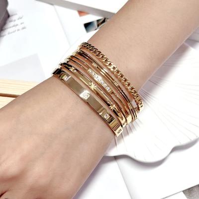 China TRENDY Minimalist Trendy Sun Flower Stainless Steel Bangle Bracelet Temperament Stylish 18 K Metal Cuff Bracelets for Women Jewelry New for sale