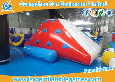 China Juegos inflables divertidos del parque del agua, juego inflable de los deportes del juguete del agua del iceberg en venta