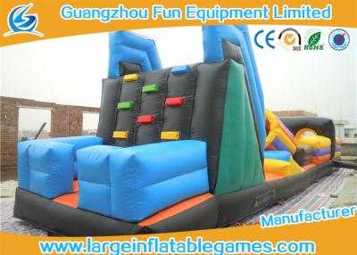 China Carrera de obstáculos inflable de los deportes del verano para el alquiler, subida vertical de la carrera de obstáculos animosa con la diapositiva en venta