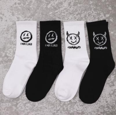 China Street Unisex Japanese Pattern Fashion Cotton Style Anti-Fault Hip Hop Cartoon Crew Breathable Socks for sale