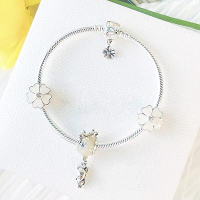 China Wholesale 925 Sterling Silver Pan Bracelet Flowers CLASSIC Charms for Girls DIY Design for sale