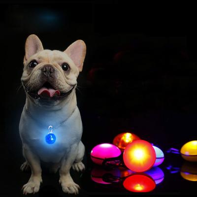 China Viable Luminous Dog Pendant At Night Pet Travel Safety Light Dog Collar LED Lighting Pendant for sale