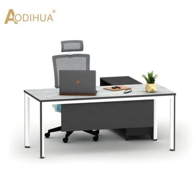 China High grade extendable Nordic simple modern surface simple monitoring executive table for sale