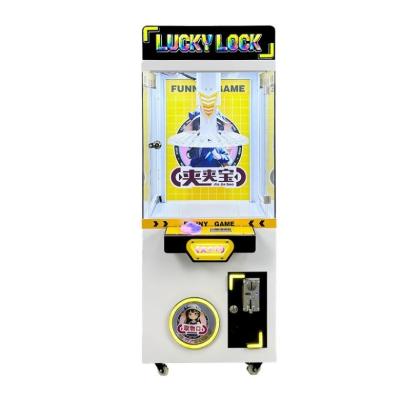 Cina Parco di divertimenti Mini Electronic Clip Crane Plush Toy Doll Vending Machine per la plastica in vendita