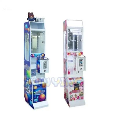 China Voltage 110V/220V/230V Clip Doll Machine Mini Gift Doll Catch Prize Game Toy Crane Claw Machine for sale